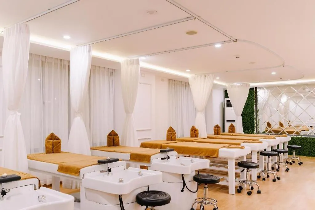 Happy Day Riverside Hotel By Haviland Da Nang